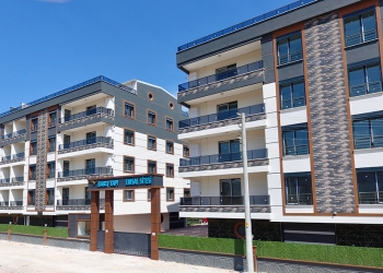 Emsal Sitesi 3+1 daire